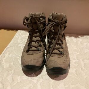 EUC Merrell Eagle III Hedgestone Hiking Boots